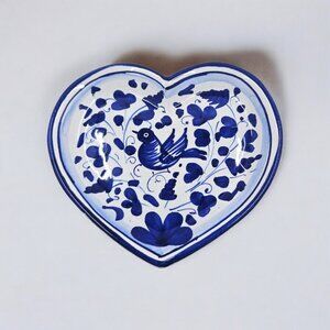Sambuco Mario Hand Painted Italian Majolica Heart Shaped Trinket Dish Italy